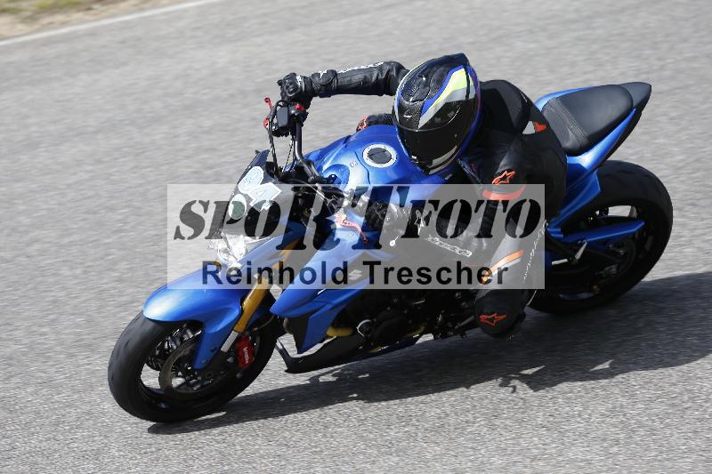 /09 19.04.2026  Caremotion get faster ADR/Gruppe gruen/94